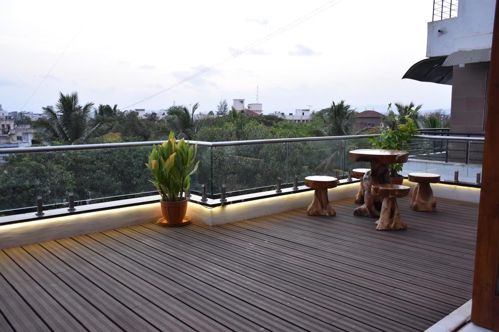 Gulmohar - Luxurious Penthouse Family Rooms Kolhapur Esterno foto