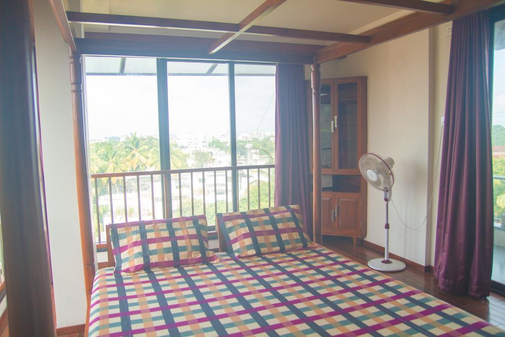 Gulmohar - Luxurious Penthouse Family Rooms Kolhapur Esterno foto
