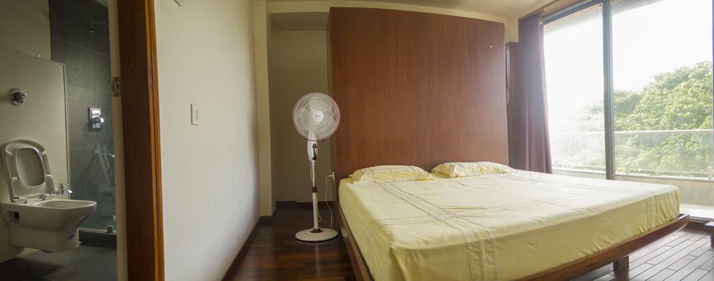Gulmohar - Luxurious Penthouse Family Rooms Kolhapur Esterno foto