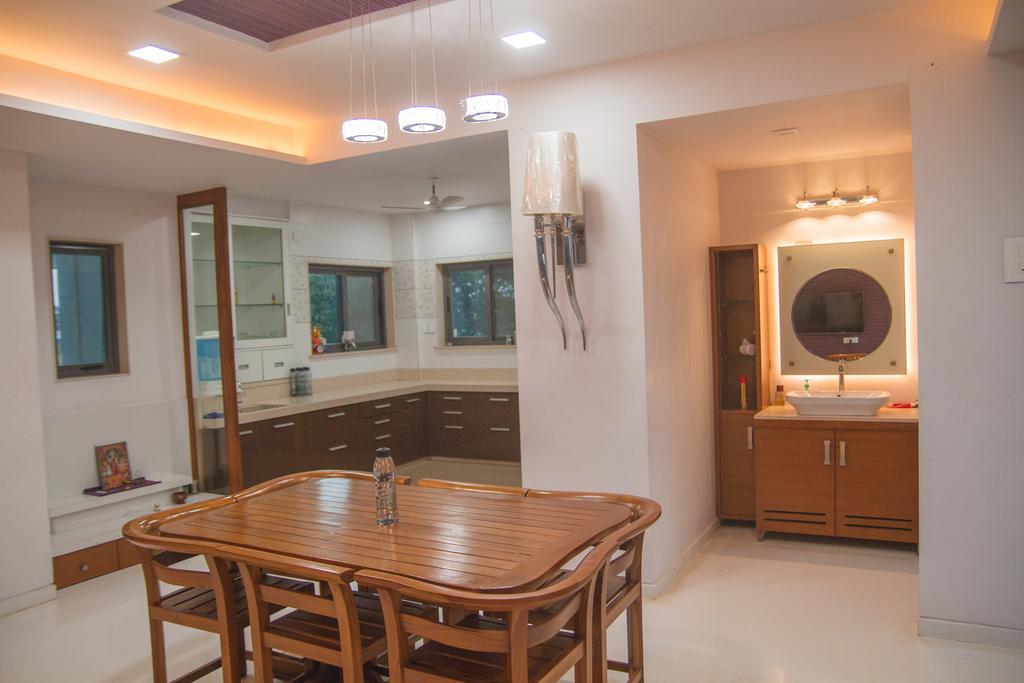 Gulmohar - Luxurious Penthouse Family Rooms Kolhapur Esterno foto